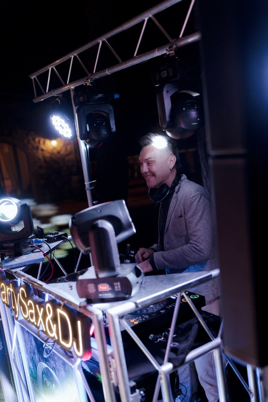 Photo from Shalom Kolontarov